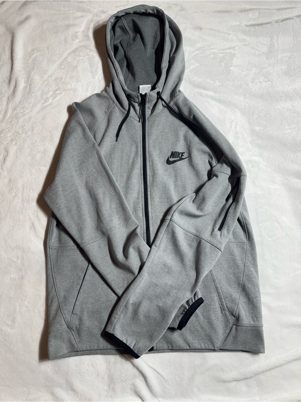 *NWOT* Nike Tech Fleece essentials jacket